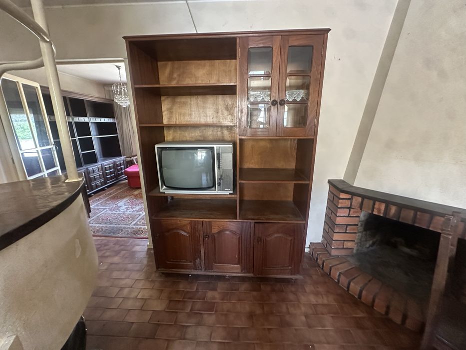 Televisao antiga a funcionar