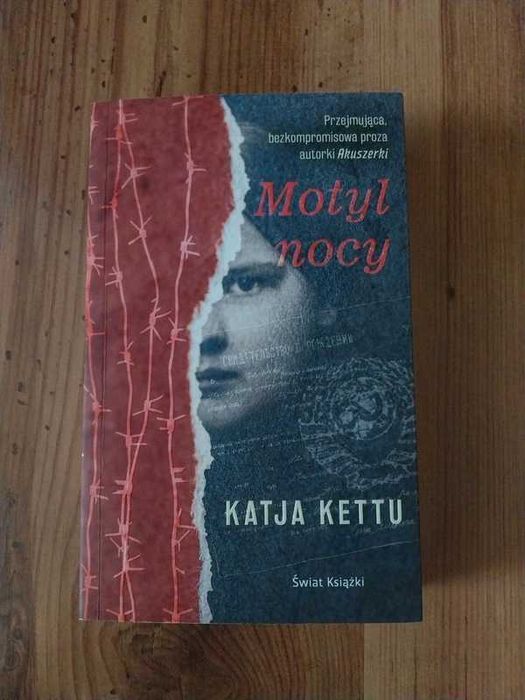 Motyl nocy Katja Kettu