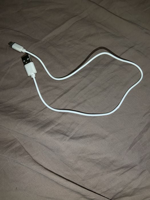 Кабель для зарядки юизби