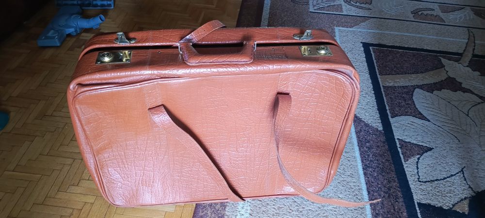 Walizka skórzana skóra PRL