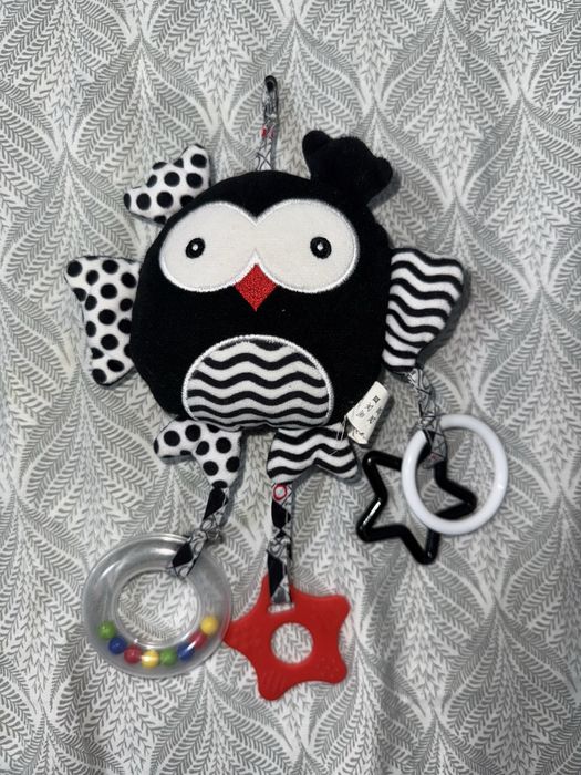 Набір іграшок для новонародженого