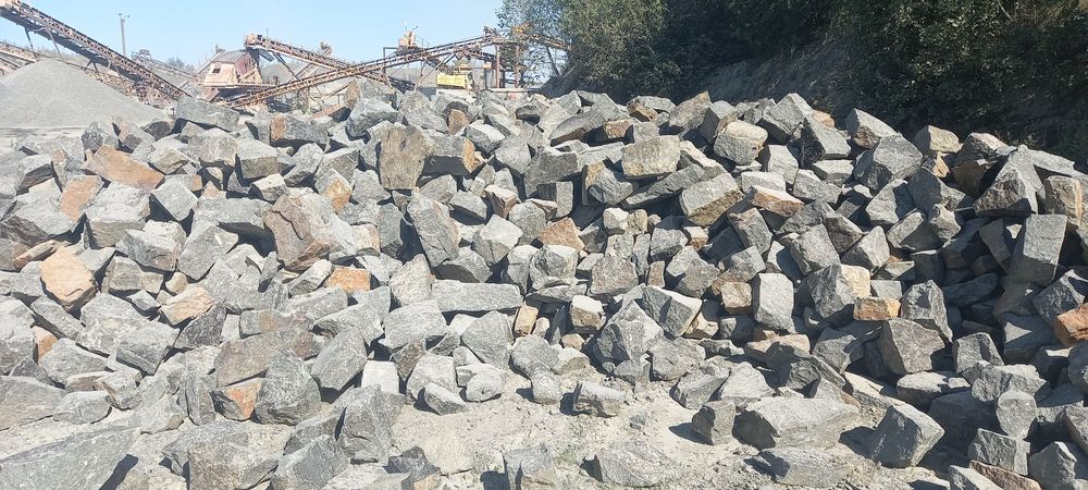 Камінь бутовий  гранітний