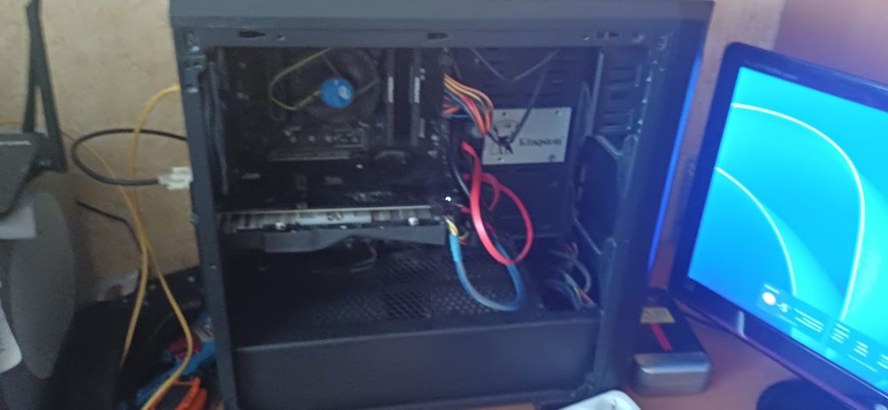 ПК та монітор 1050ti intel i-5 7500