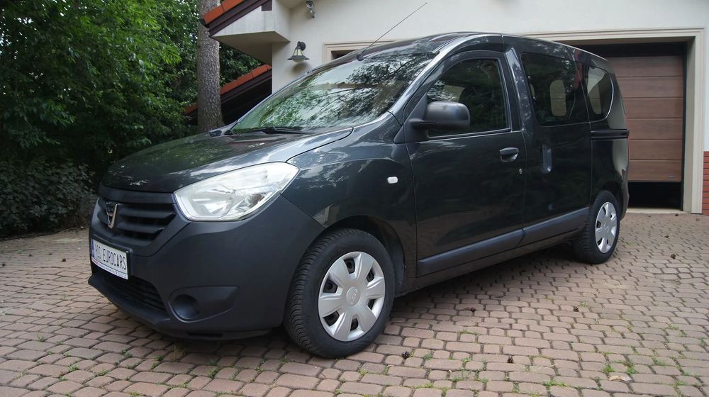 Dacia Dokker Idealny z niskim orginalnym przebiegiem
