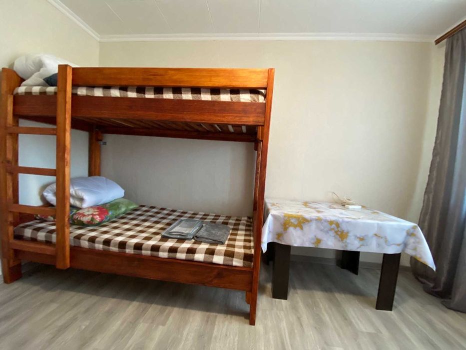 3и-кімнатна квартира, 12 спальних місць, Будівельників, ОФІЦІЙНО!