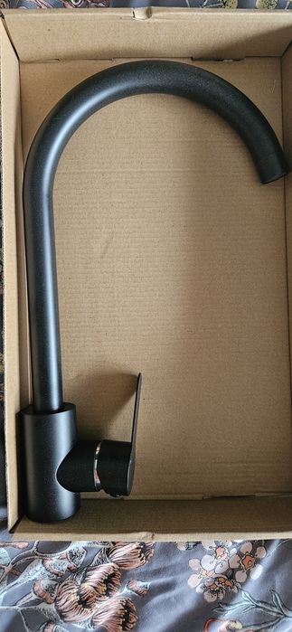 Bateria kuchenna czarna z nieruchomą wylewką