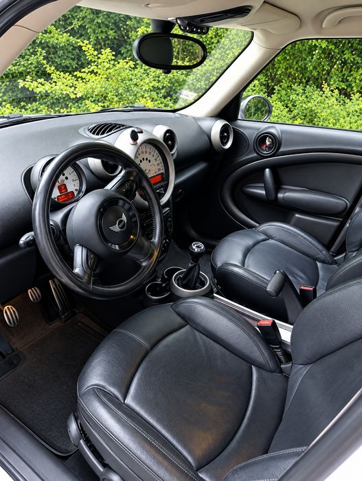 Mini countrymen s