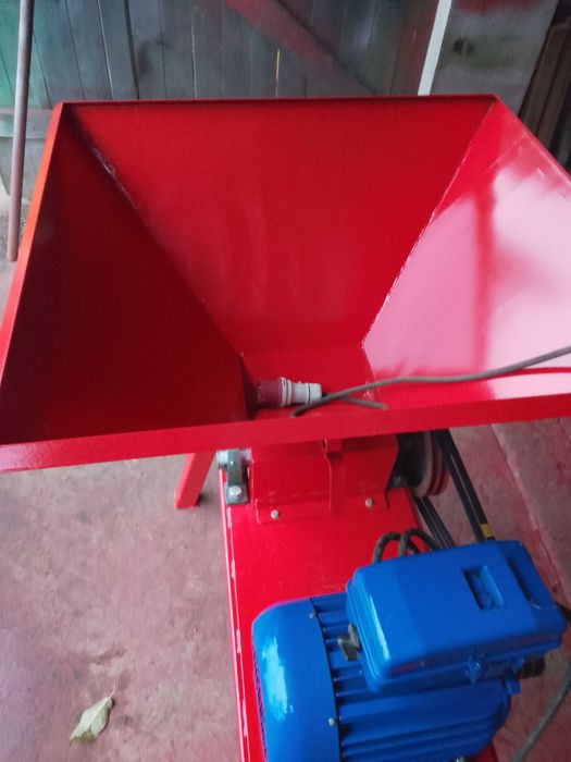 Gniotownik do zboża śrutownik