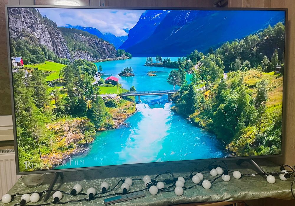 Телевизор Samsung  LED QE55 новий