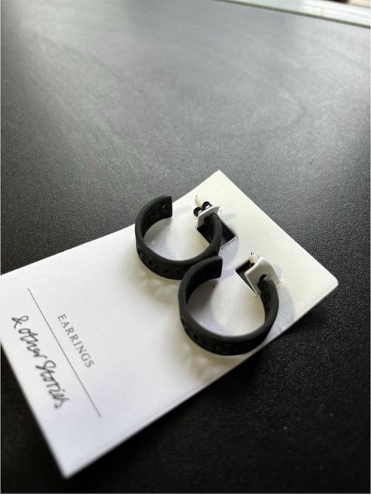 сережки & other stories