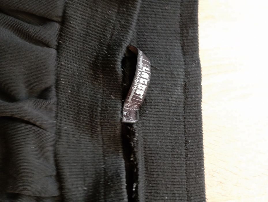 Spodnie dresowe z siateczką po bokach L/XL
