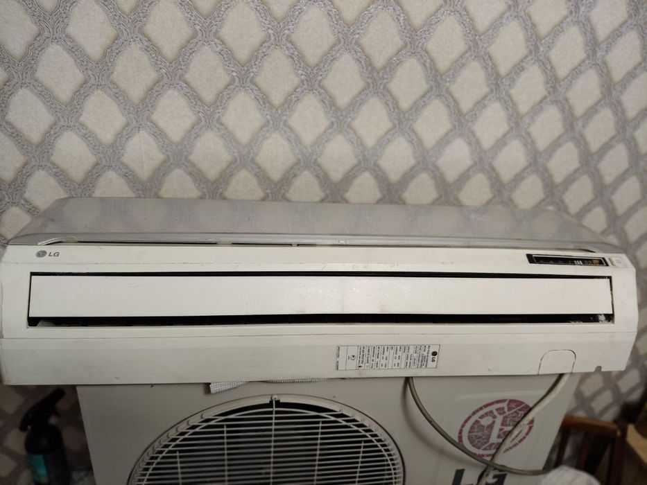 Продам кондиционер LG S09LHP