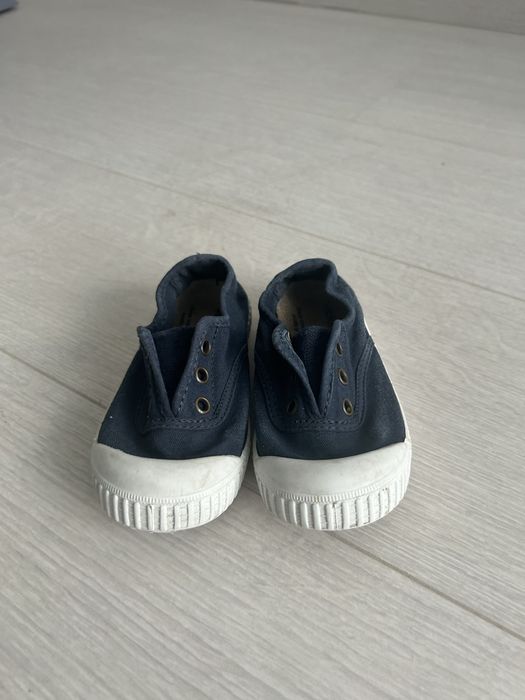 Victoria azuis escuros n24