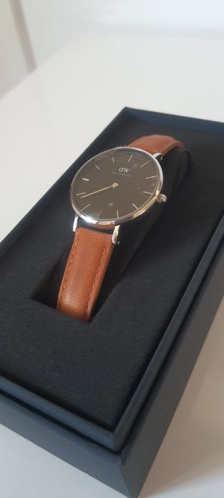 Relógio em couro Daniel Wellington
