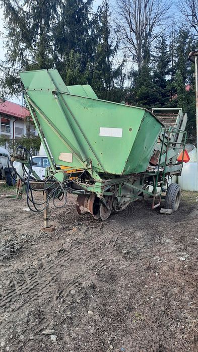 Kombajn hassia do ziemniakow