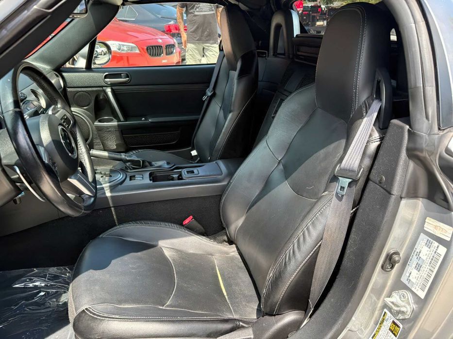 Mazda MX-5      2013