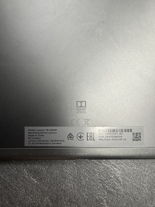 планшет Lenovo TB-X606F