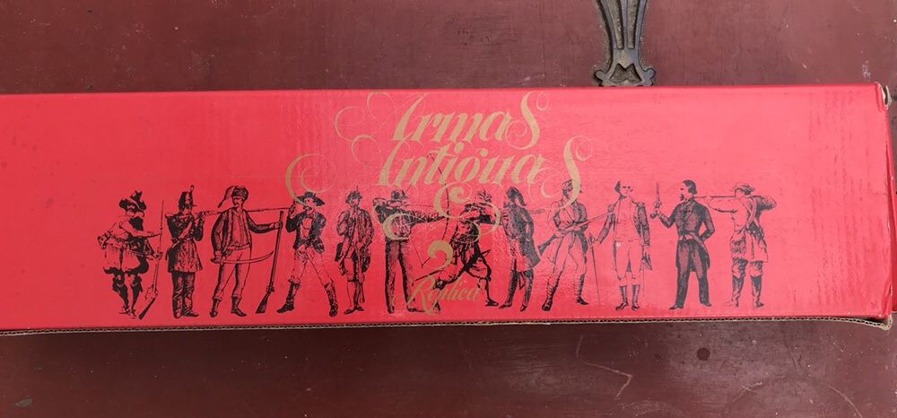 Réplica de pistola antiga