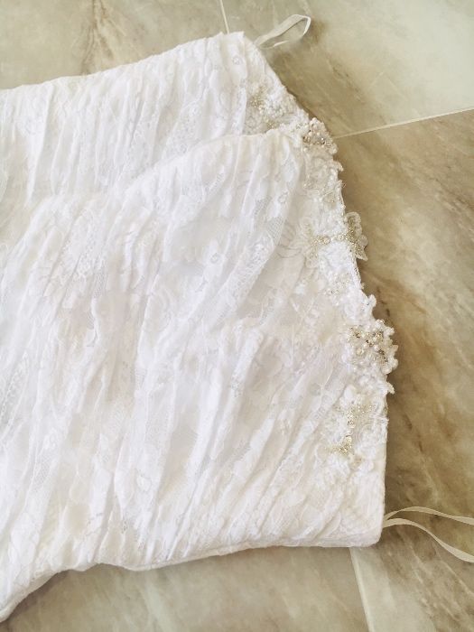 Ніжна весільна сукня