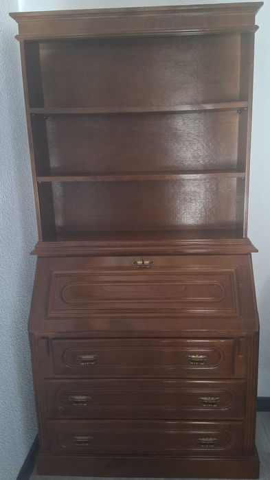 Vende-se conjunto completo de quarto