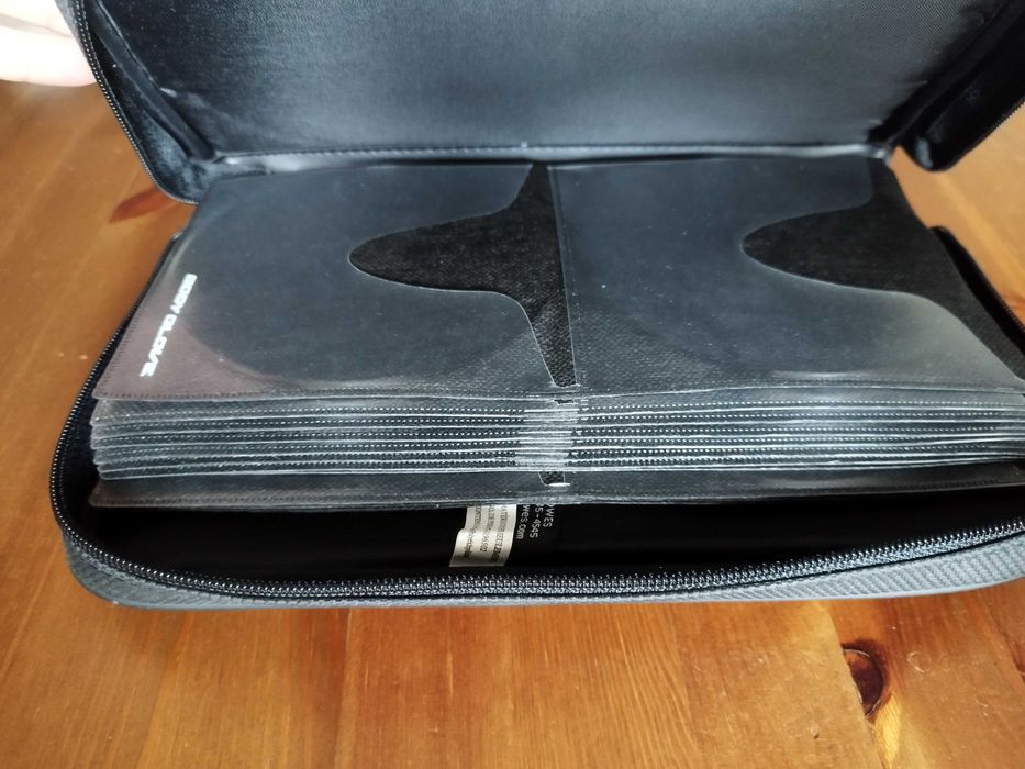 Bolsa para trasnporte de 64 CD/DVD