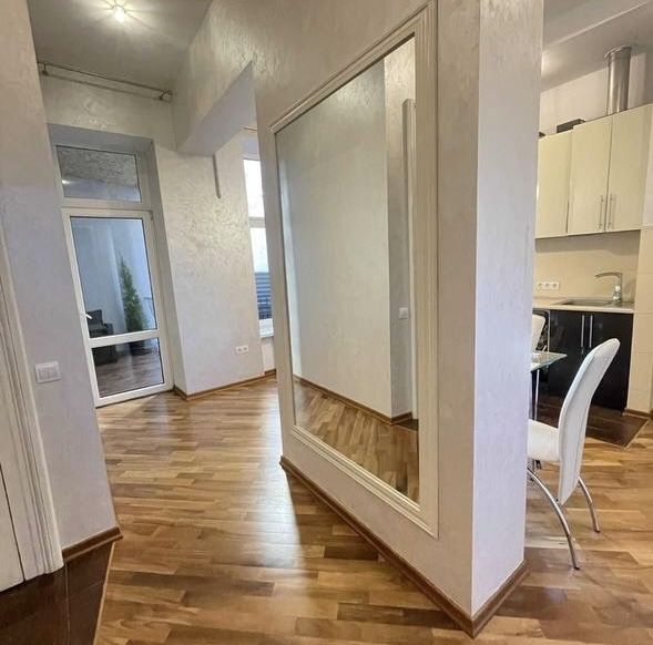 Підселення / Кімната в ЦЕНТРІ для дівчат