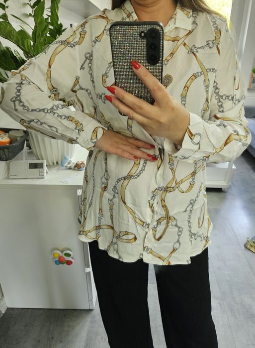 Biała bluzka koszula łańcuchy wiskoza Salko XL- XXL

Niewielka wada za