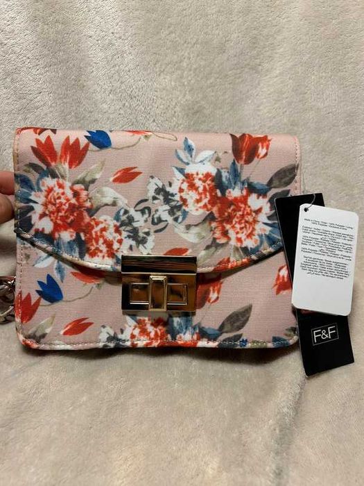 F&F torebka na pasku