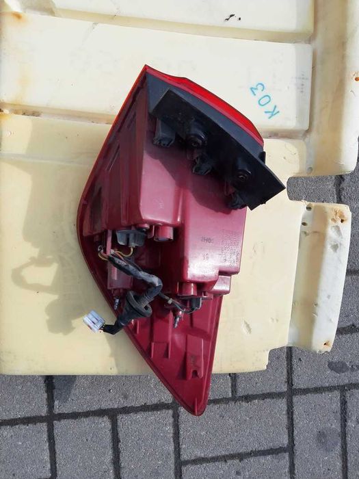 Kia Ceed II Kombi 12-15r. lampa tylna lewy tył