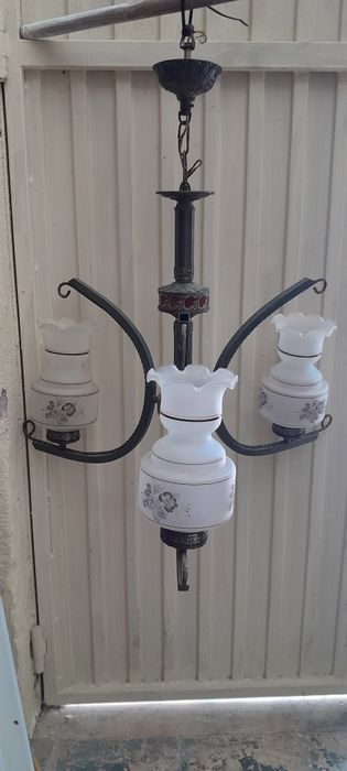 Candeeiro antigo de teto