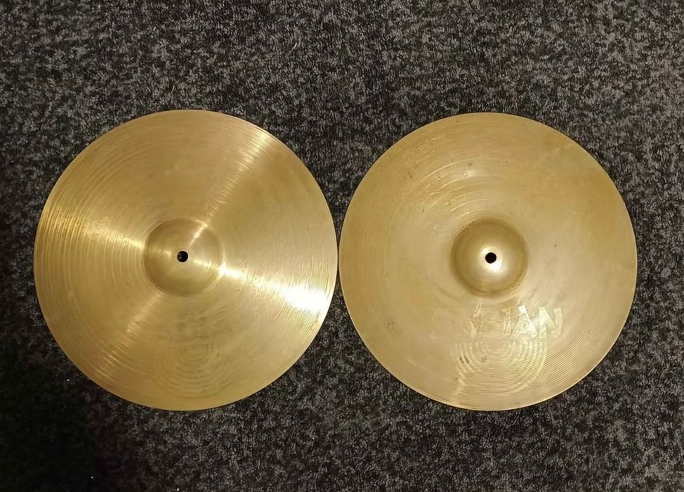 Pratos Sabian b8 14" hit-hat + Tripé Mapex