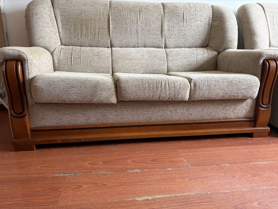 2 sofas em excelente estado