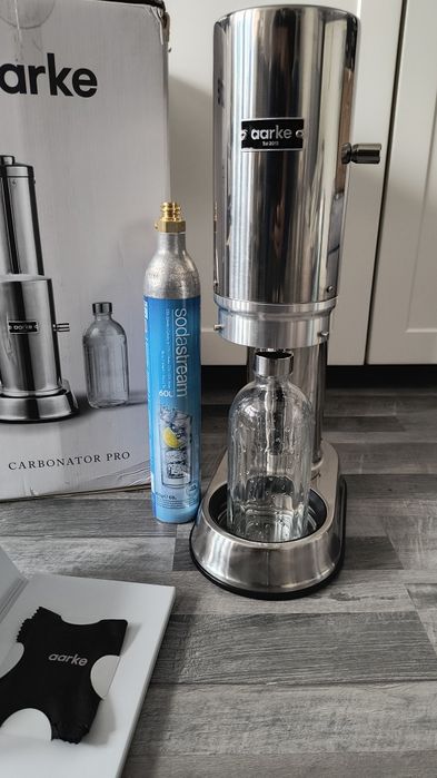 Saturator do wody Aarke Carbonator Pro