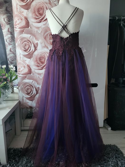 Tiulowa sukienka balowa maxi, 40, 46, 52
