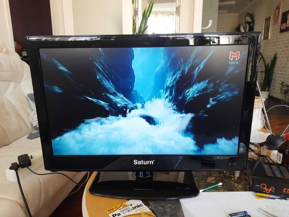 Телевізор Saturn LED 220