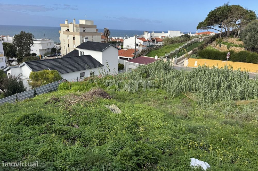 Lote de terreno urbano com 183 m² e vista mar