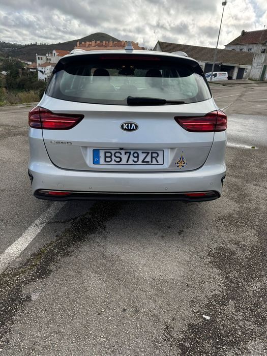 KIA CEED SW 1.6 diesel 136 cavalos
