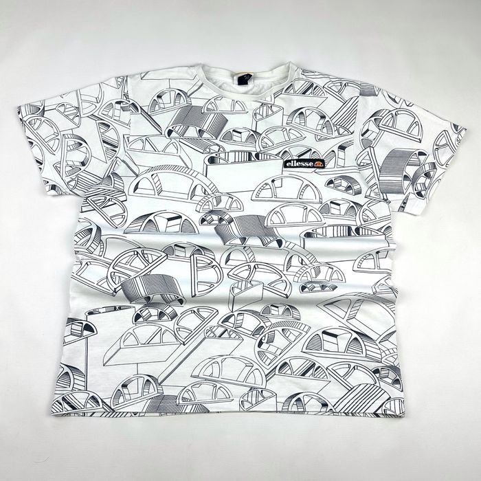 Футболка від Ellesse