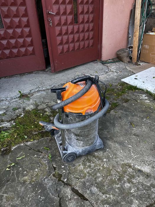Odkurzacz przemysłowy sprawny