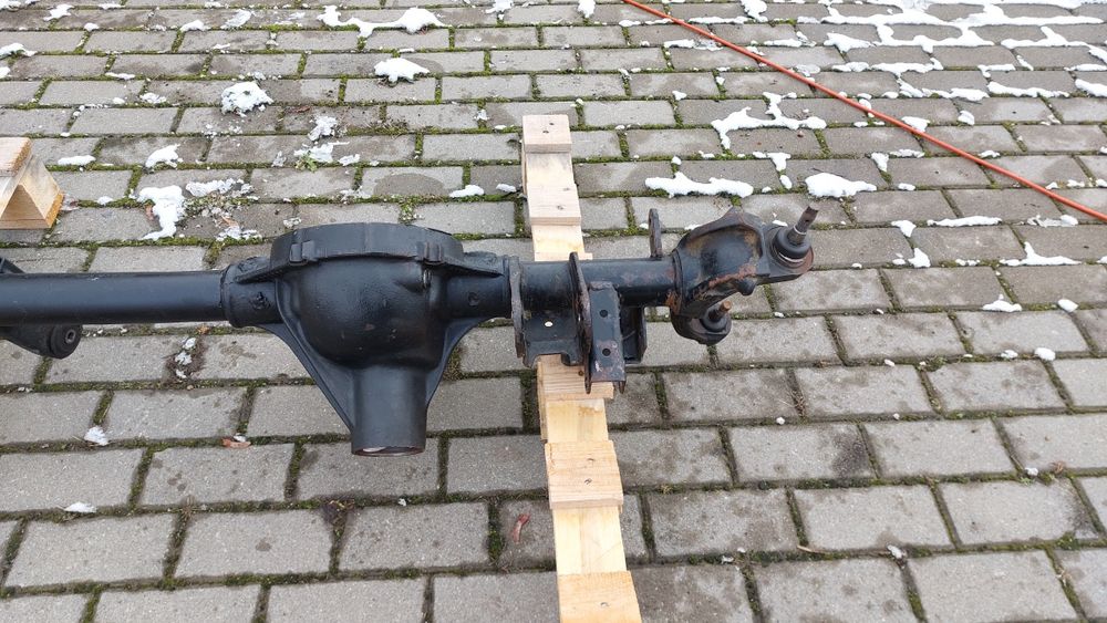 Obudowa mostu napędowego przód Jeep Wrangler JK Dana 30