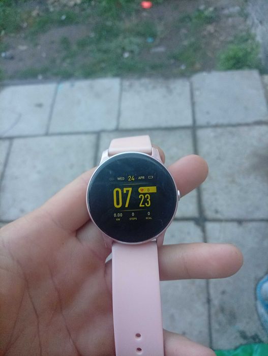 Смартфони часи не має зарядки