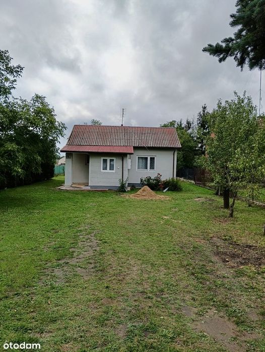 Dom murowany w spokojnej wsi, działka 1000m