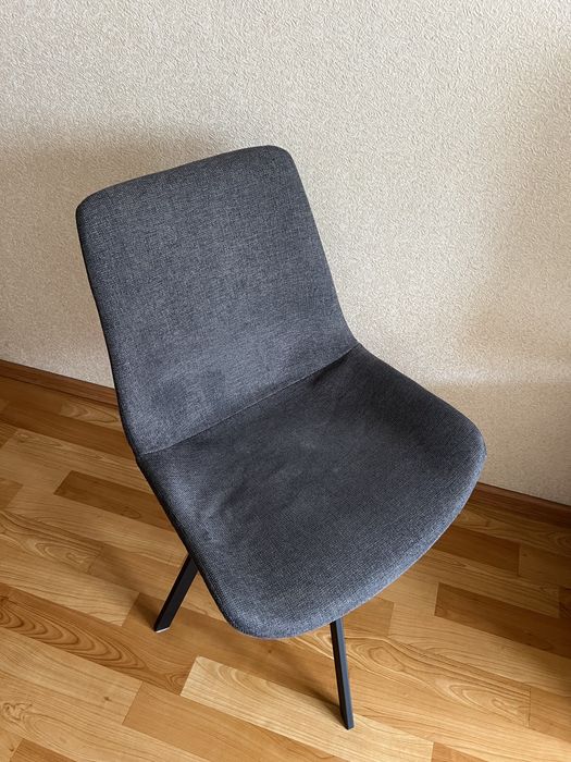 Стілець мʼякий з jysk