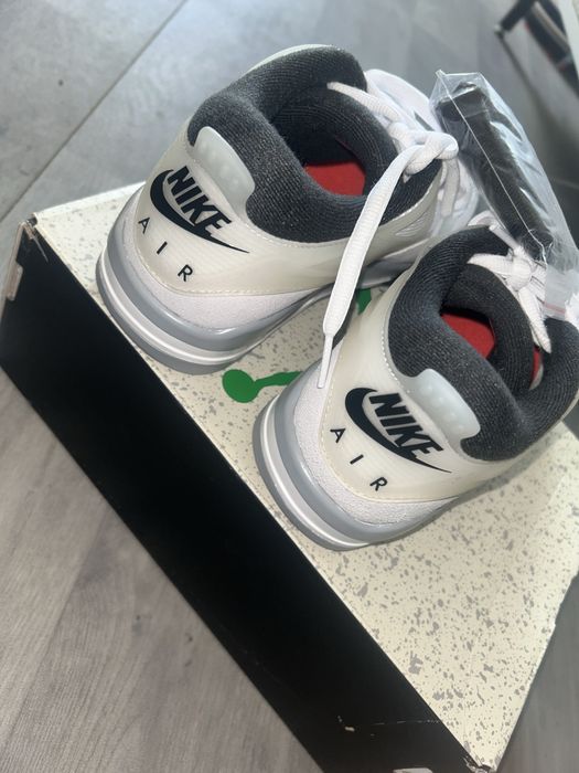 Buty Nike Air Jordan 4 RM (White / Black / Infrared 23)