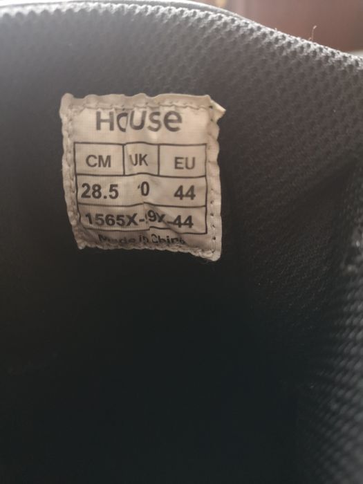Buty 44 roz. Czarne house