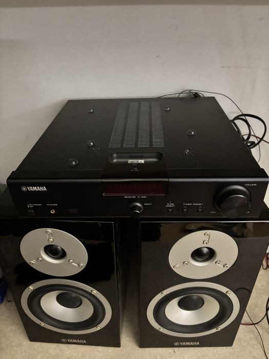 Wieza yamaha pianocraft