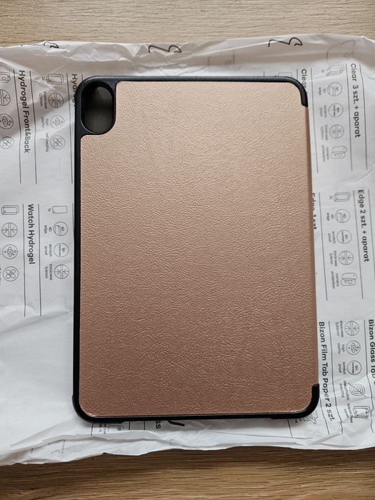 Golden rose etui tablet Bizon iPad Mini 6 2021