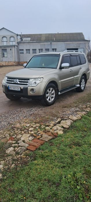 Mitsubishi pajero