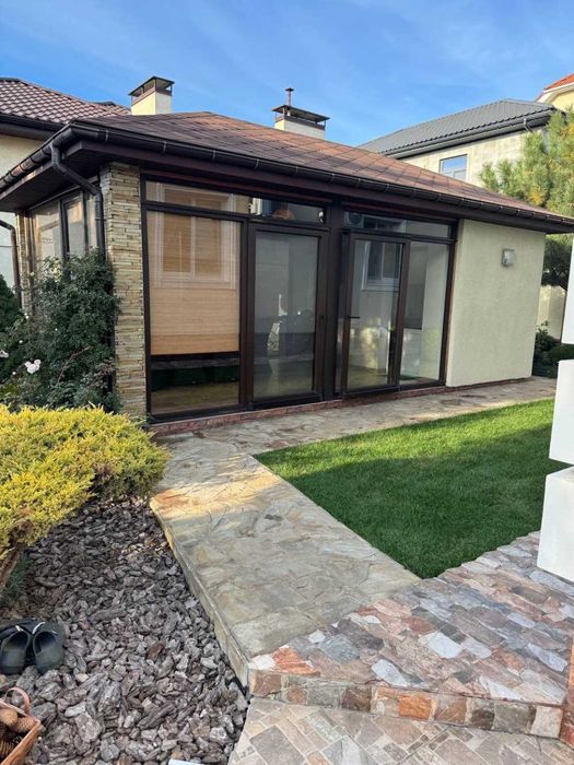 Продается шикарный дом - ваш уголок роскоши и уюта!