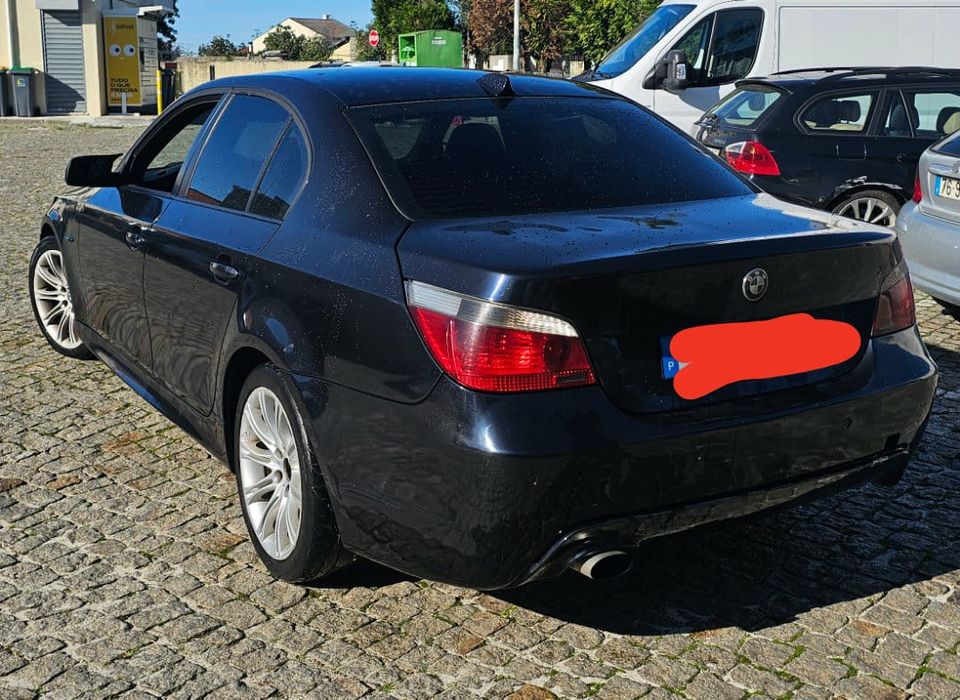 B M W e60 520d .